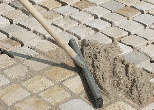 Затирка швов брусчатки Затирка швов брусчатки.jpg